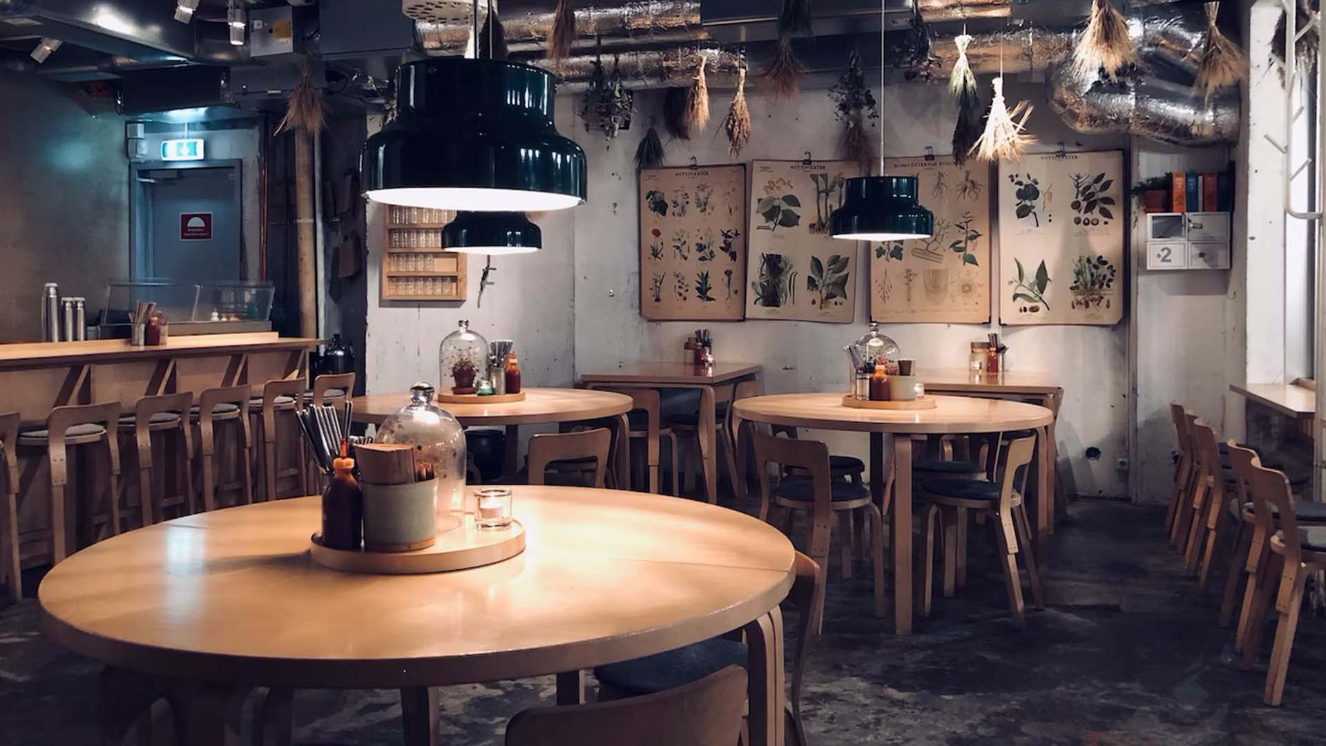 The Role of Graphics in Creating an Inviting Atmosphere