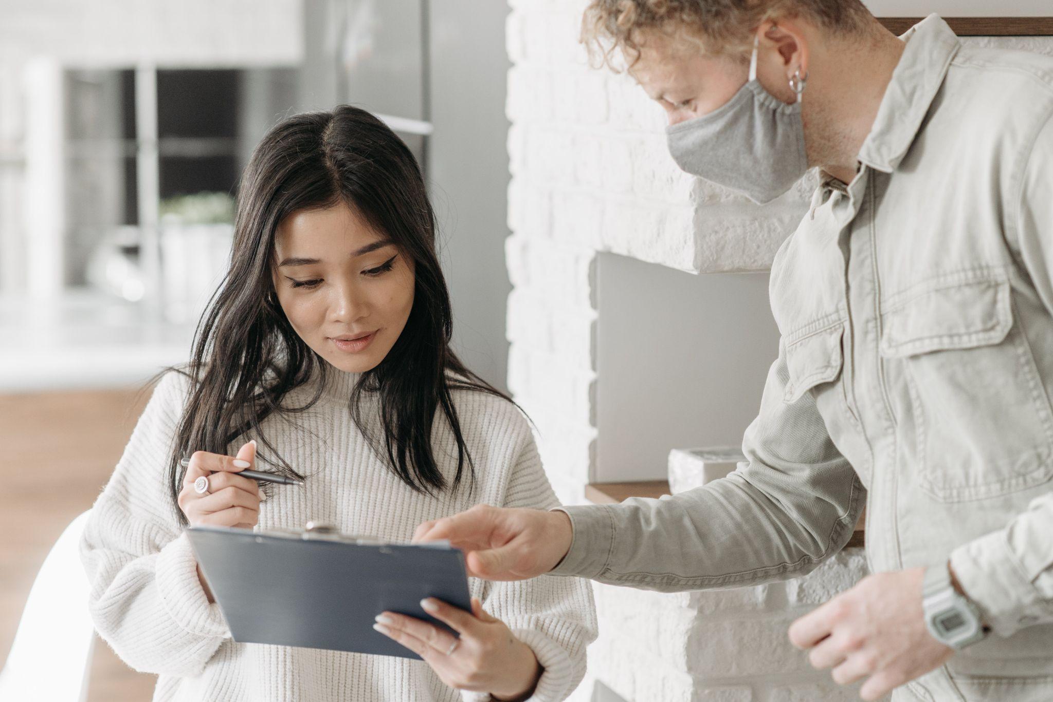 The Role of Visual Elements in Online Boosting user engagement