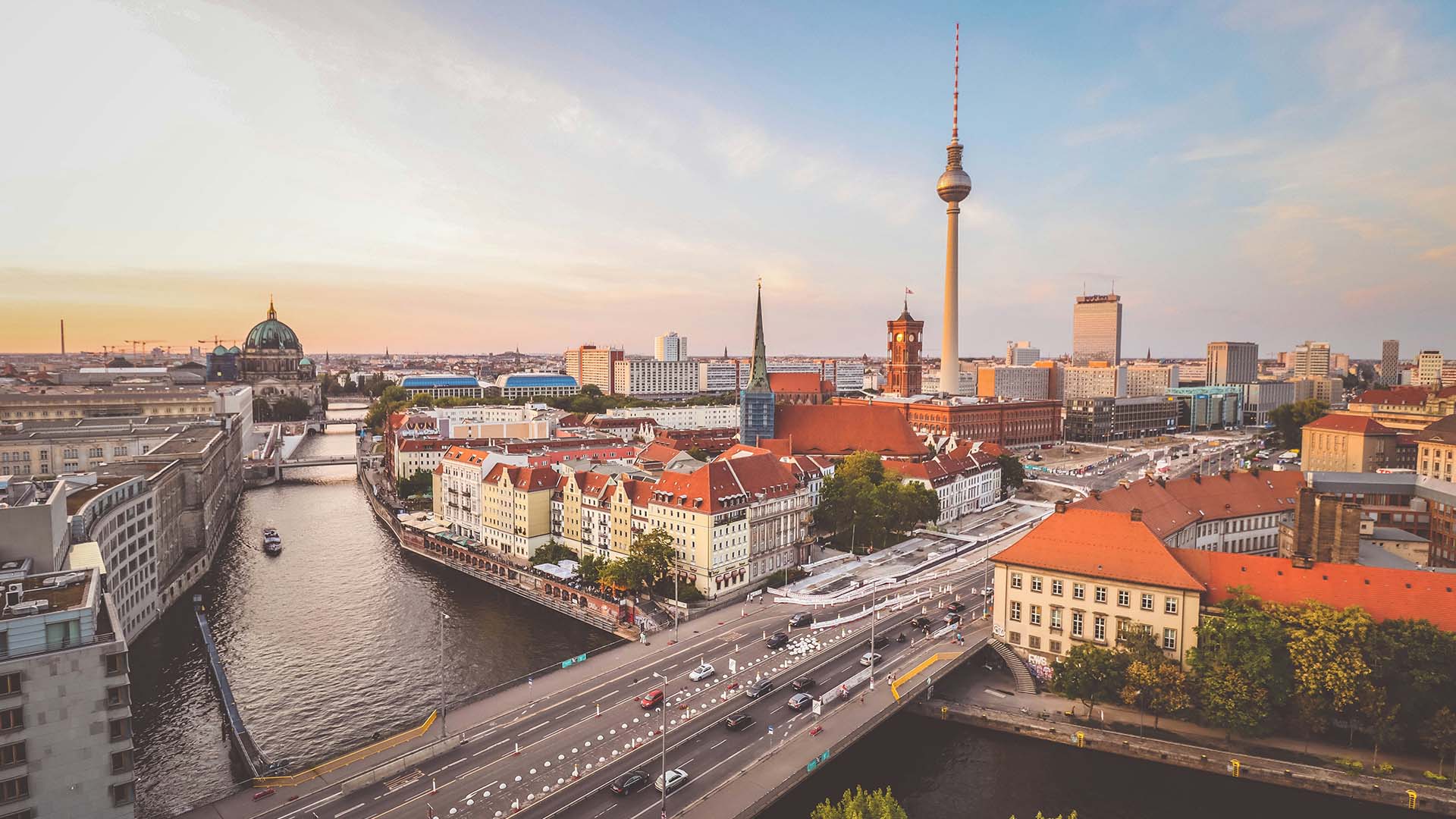 Tailored Imagery A Local Lens